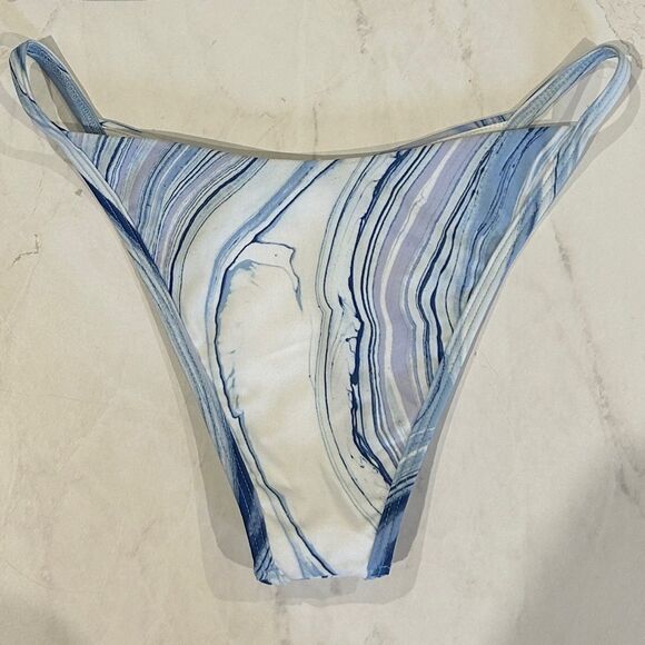 L*SPACE Jay Bitsy Bikini Bottom Cheeky Blue White Marble Pattern Size Medium NEW - Picture 8 of 9